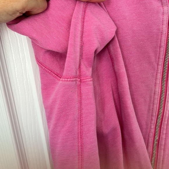Pink vintage-wash zip up hoodie - Picture 4 of 8